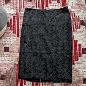 3/$15 Ellen Tracy lace skirt